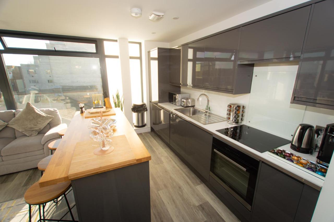 * Panoramic Penthouse With Sea & City Views ボーンマス エクステリア 写真